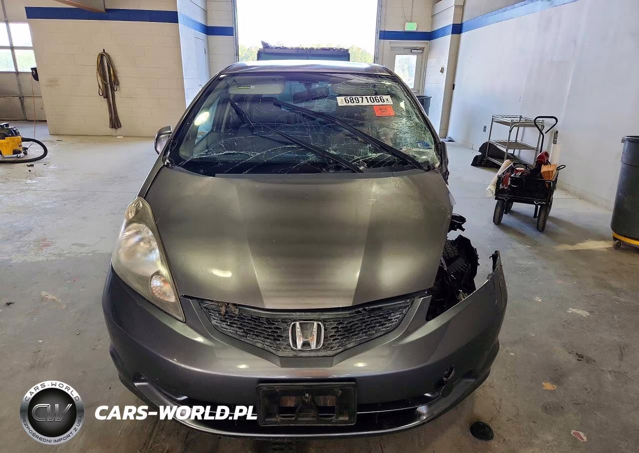 2013 Honda Fit VIN:JHMGE8G31DC054358 - 5