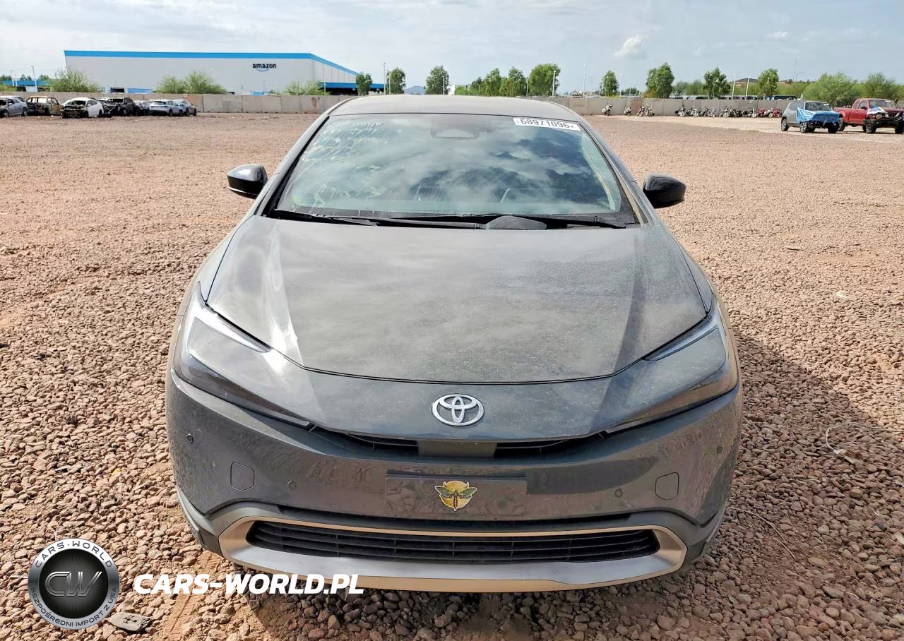 2026 Toyota Prius Plug-In Hybrid Se VIN:JTDACACU4T3062343 - 5