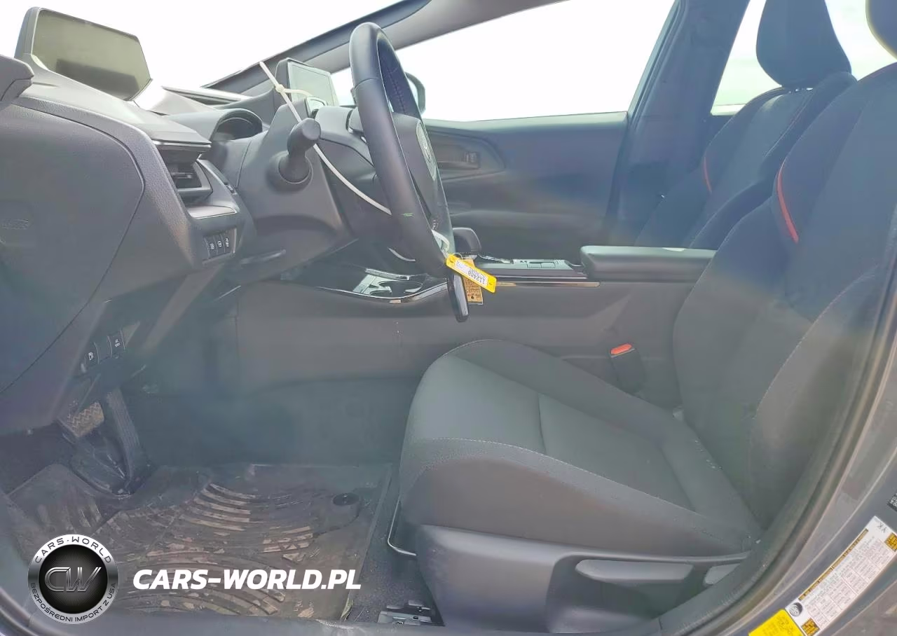 2026 Toyota Prius Plug-In Hybrid Se VIN:JTDACACU4T3062343 - 7