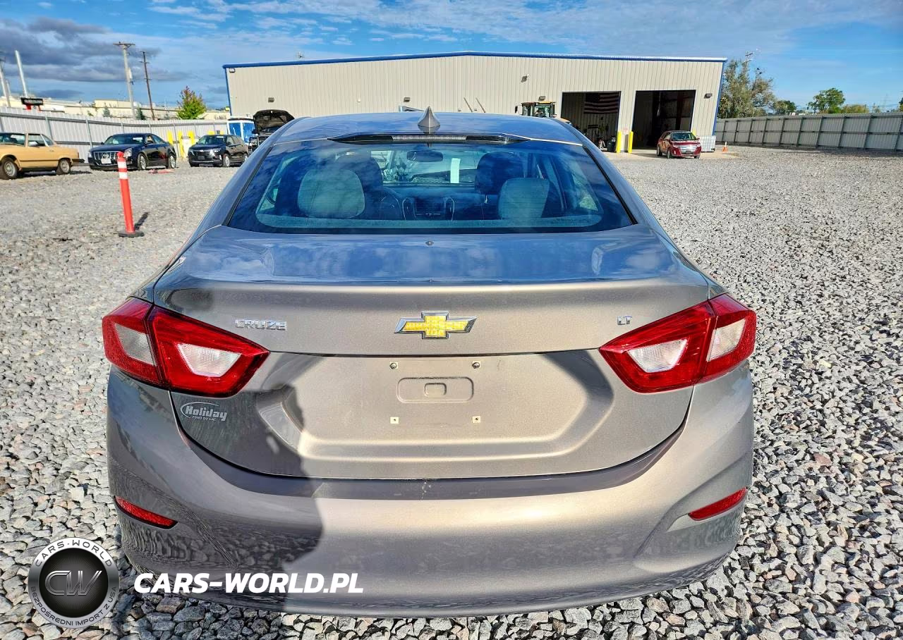2018 Chevrolet Cruze Lt VIN:1G1BE5SM3J7171933 - 6