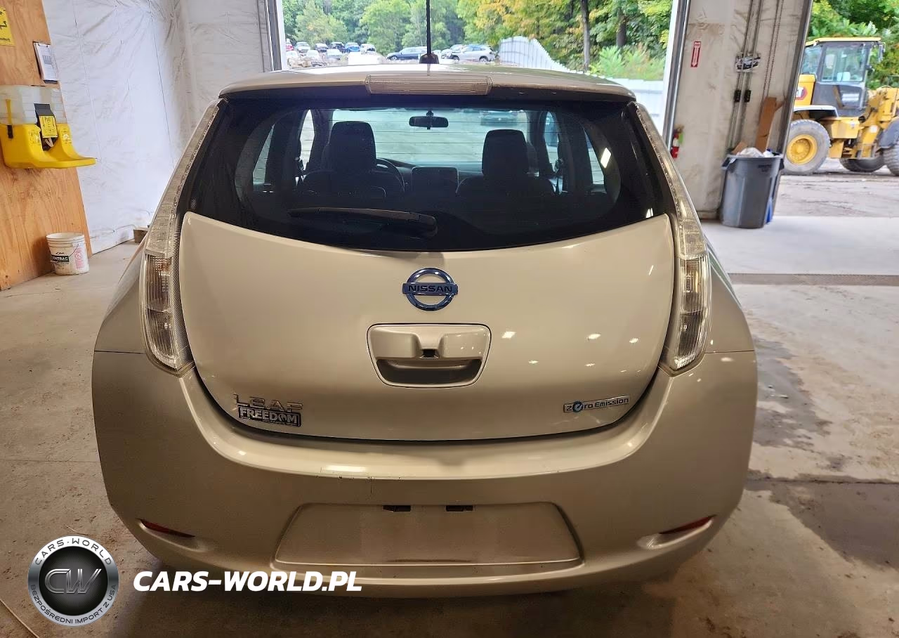 2015 Nissan Leaf S VIN:1N4AZ0CP9FC301902 - 6