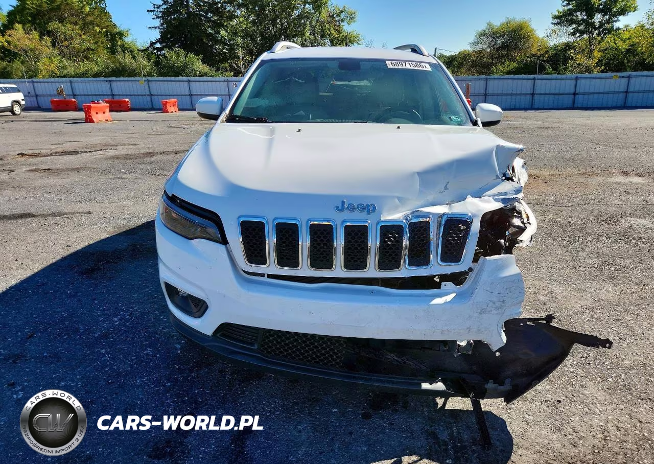 2019 Jeep Cherokee Latitude VIN:1C4PJMCX7KD138013 - 5