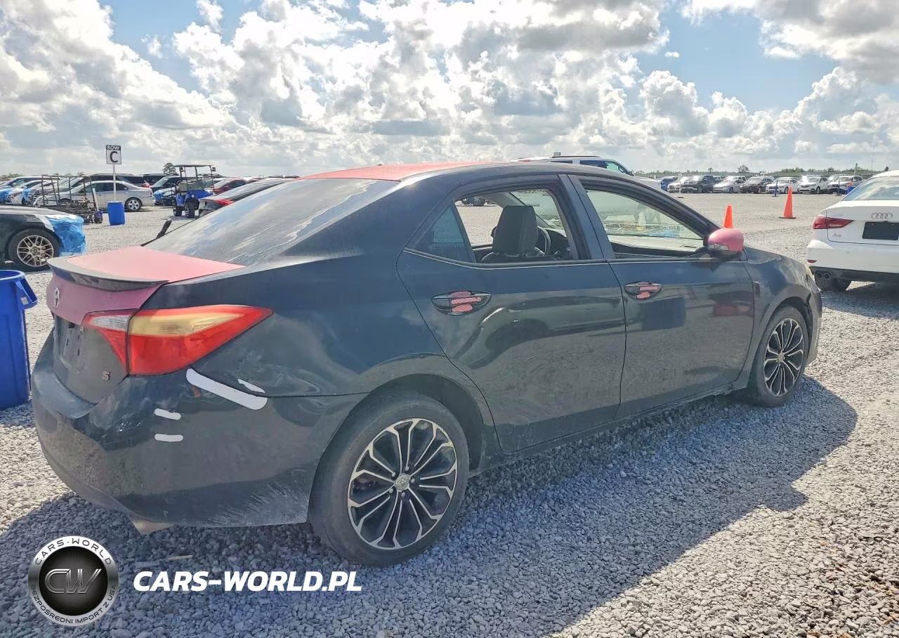 2015 Toyota Corolla S Plus VIN:5YFBURHE3FP179618 - 3