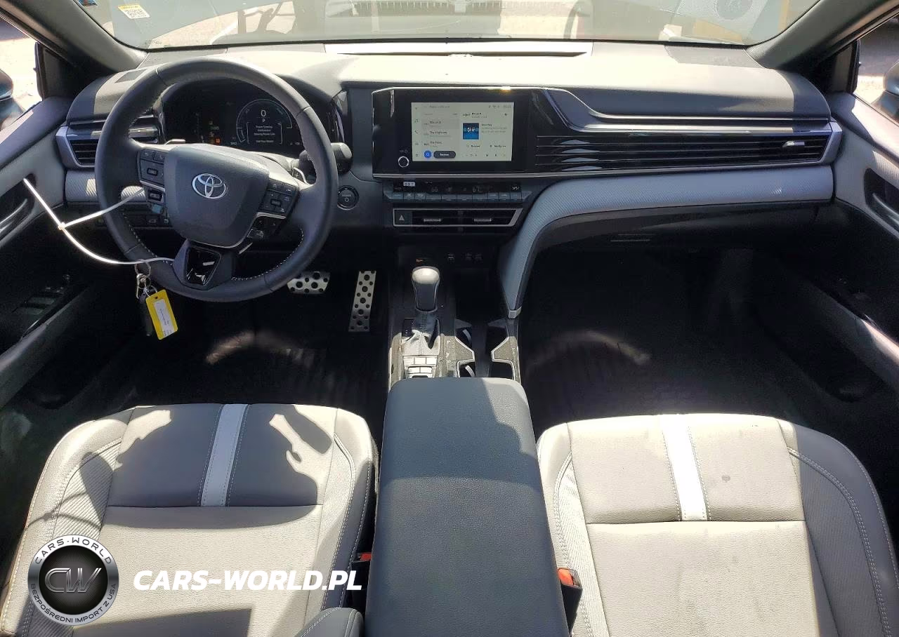 2026 Toyota Camry Se VIN:4T1DAACK1TU739162 - 8