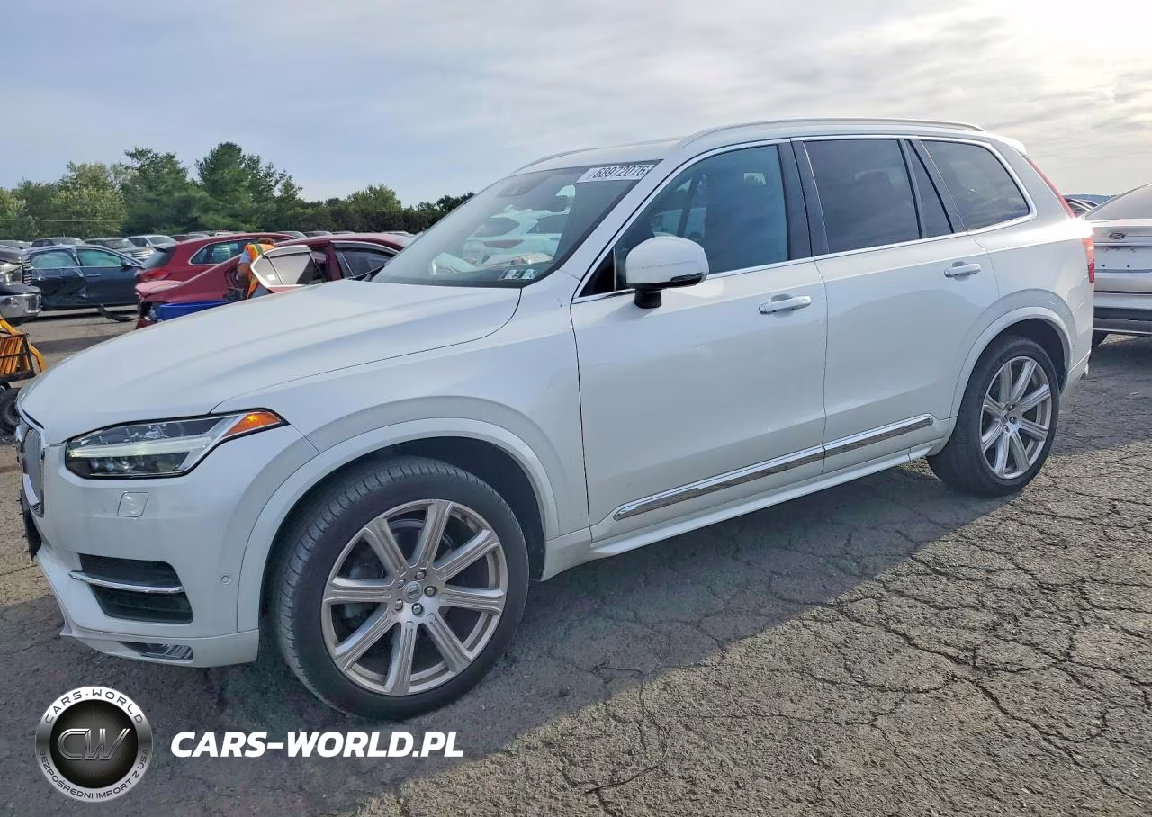 2017 Volvo Xc90 T6 VIN:YV4A22PL9H1140285 - 1