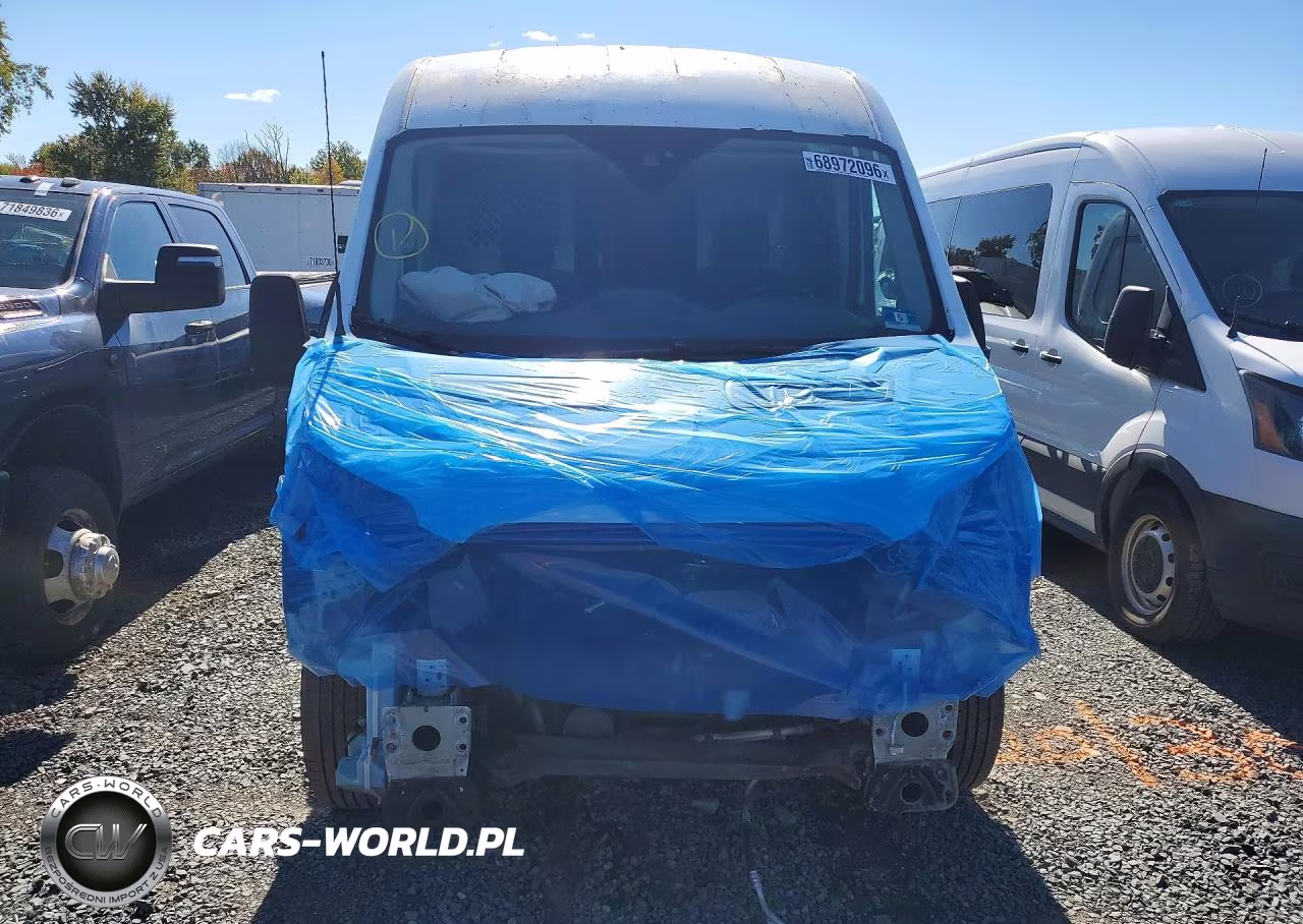 2017 Ford Transit T-250 VIN:1FTYR2CM7HKB01751 - 5