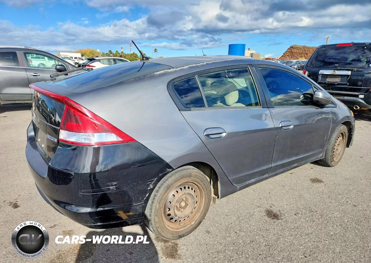 2014 Honda Insight VIN:JHMZE2H37ES001644 - 3