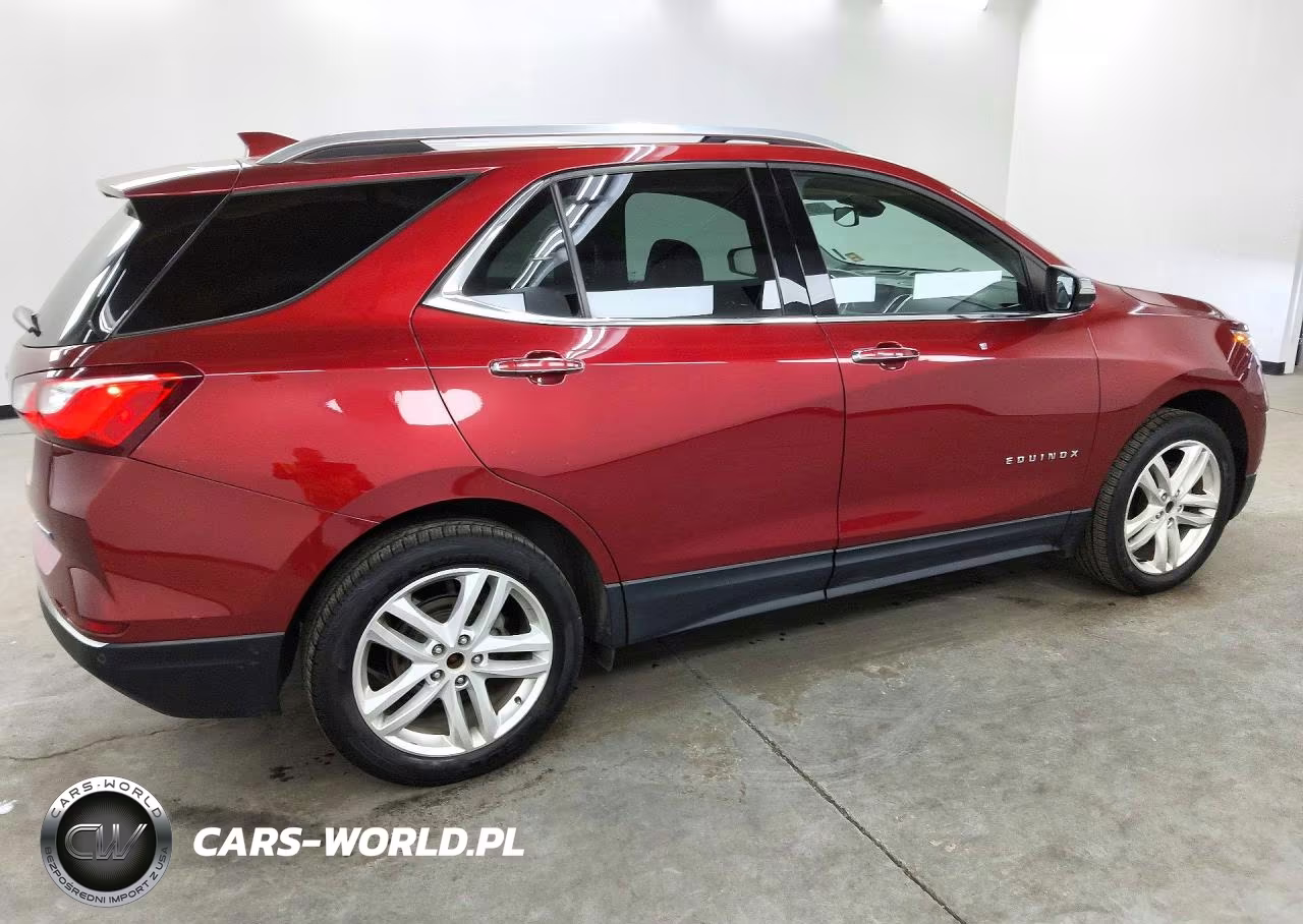 2018 Chevrolet Equinox Premier VIN:3GNAXVEV9JS583834 - 3