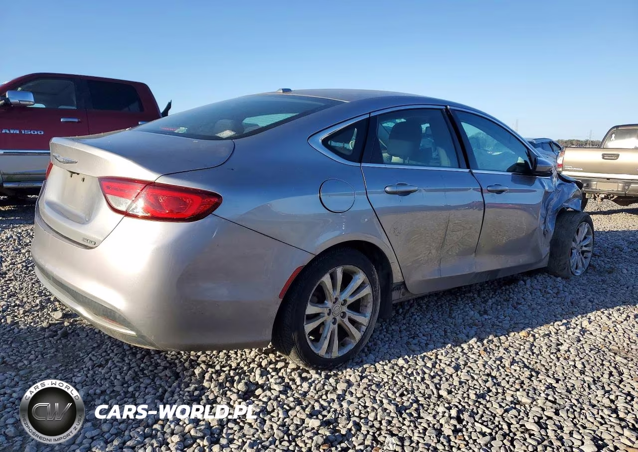 2016 Chrysler 200 Limited VIN:1C3CCCAB2GN155253 - 3