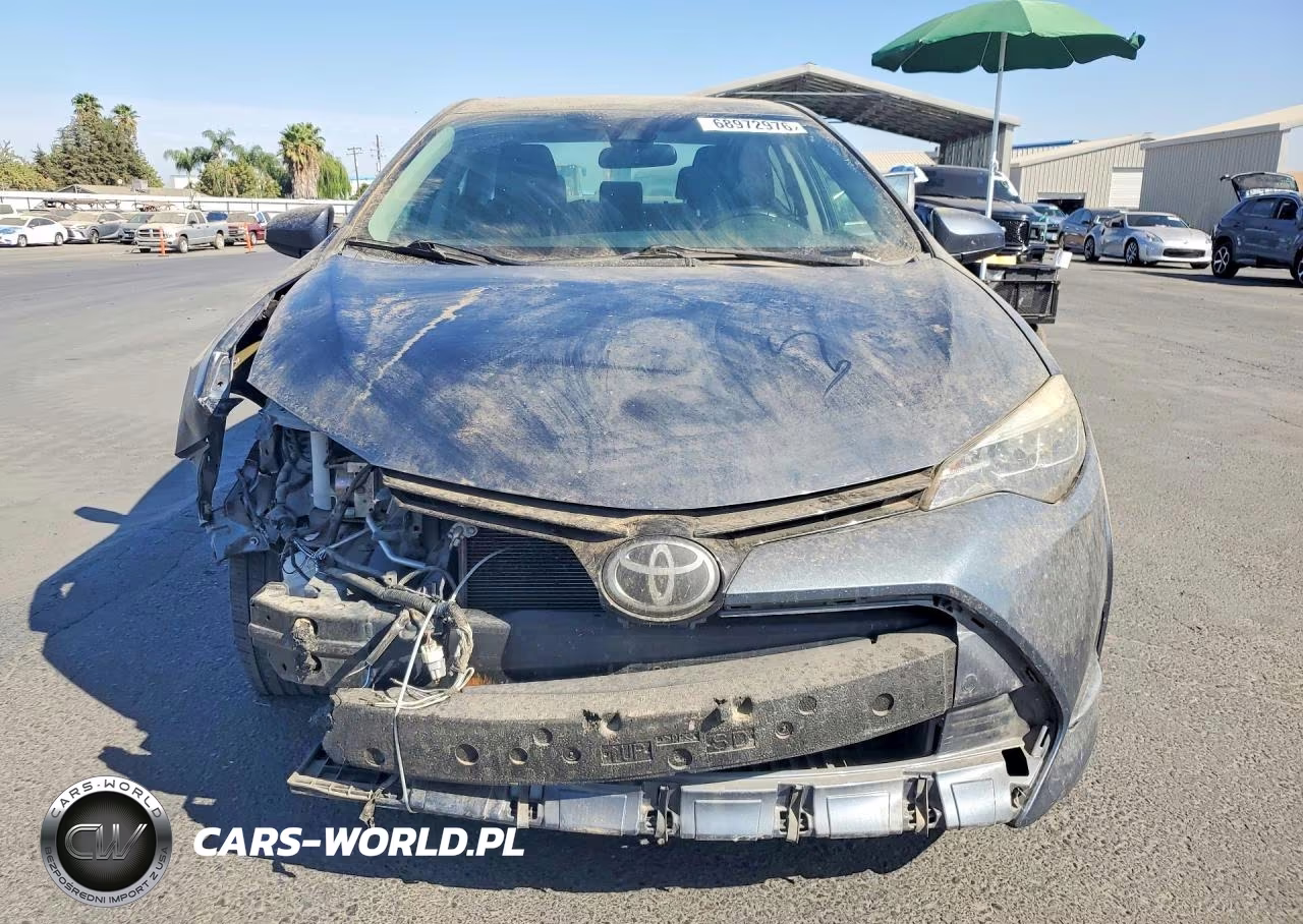 2018 Toyota Corolla Xle VIN:2T1BURHE0JC966261 - 5