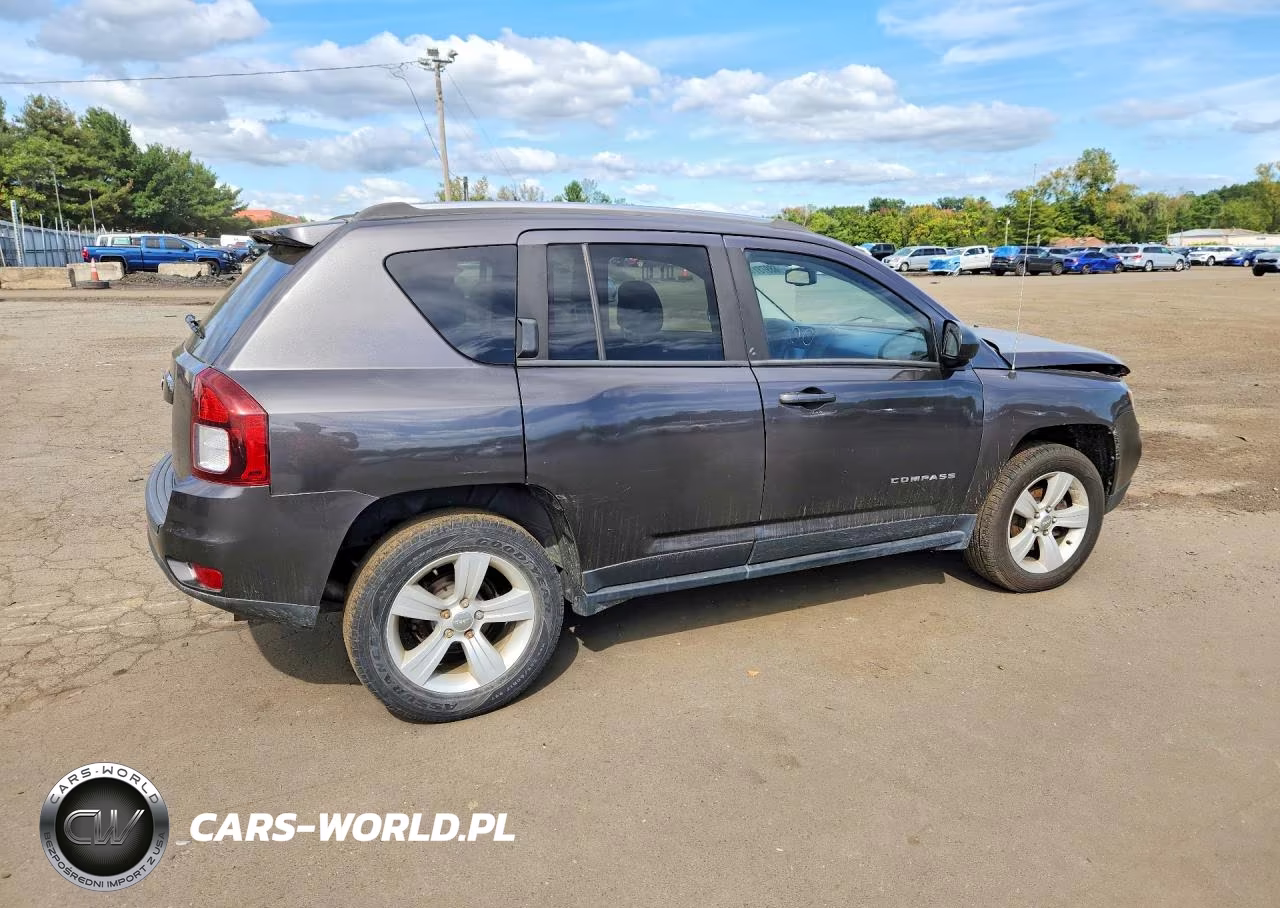 2015 Jeep Compass Sport VIN:1C4NJDBB4FD152065 - 3