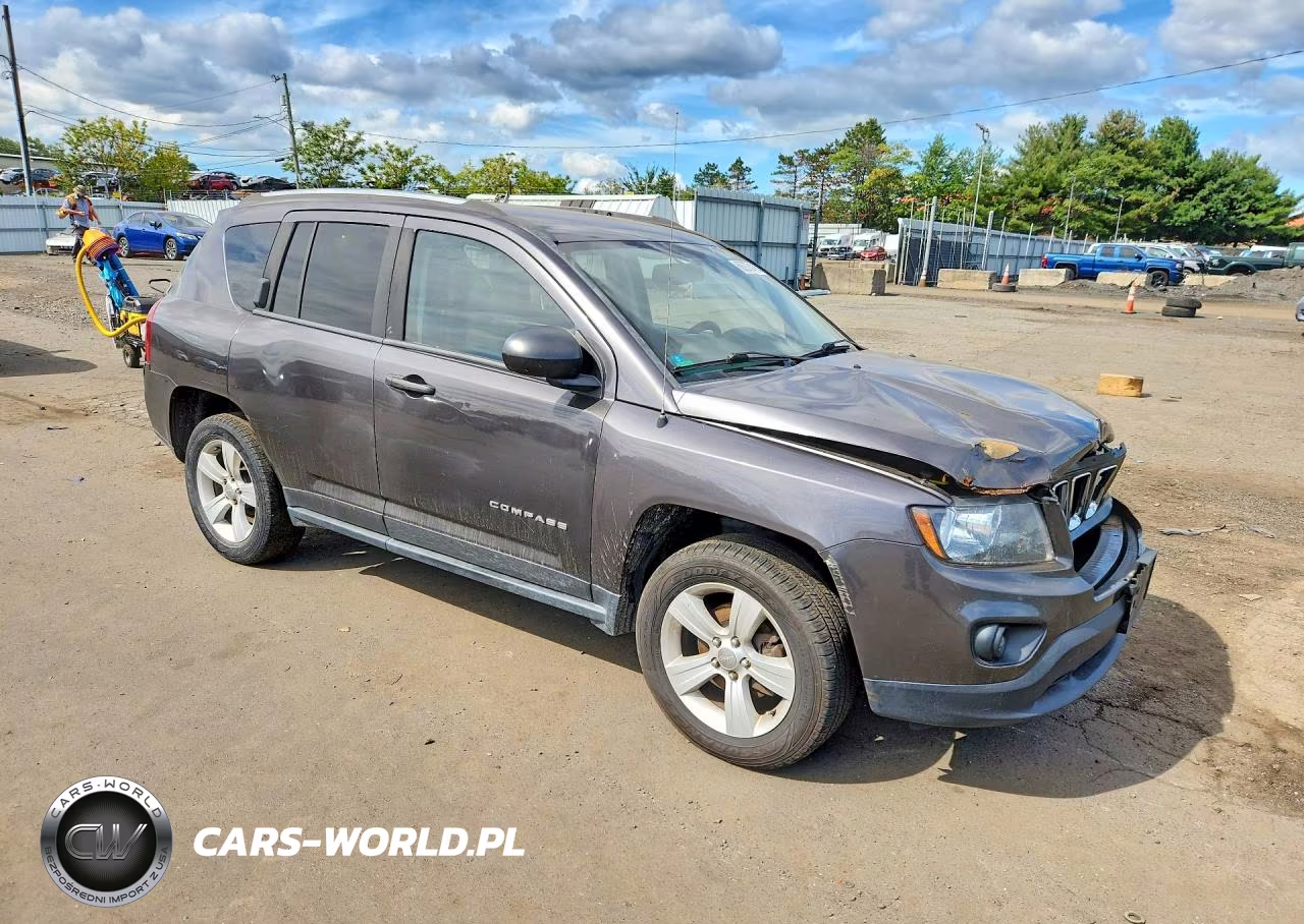 2015 Jeep Compass Sport VIN:1C4NJDBB4FD152065 - 4