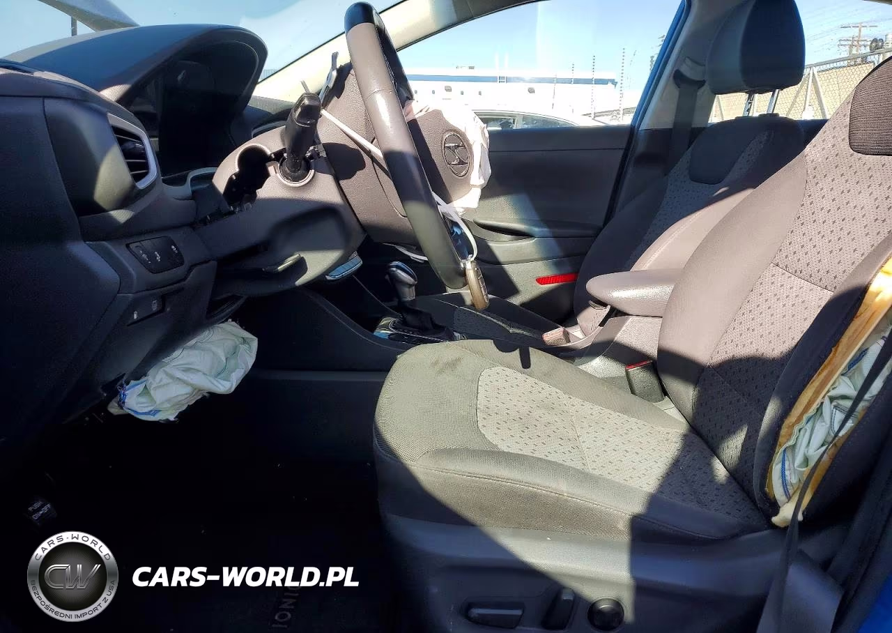 2018 Hyundai Ioniq Sel VIN:KMHC75LC4JU061742 - 7