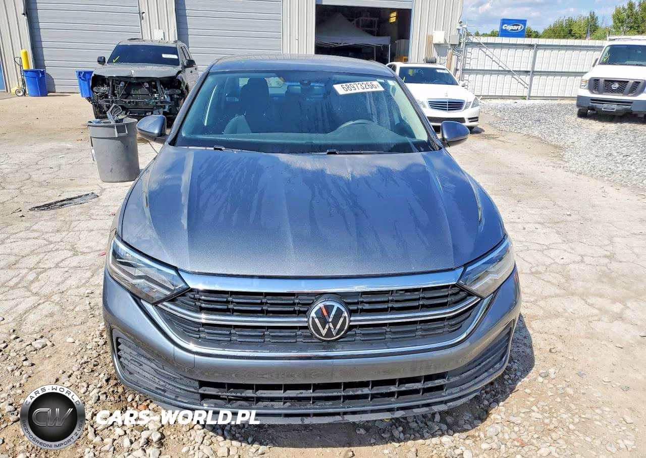 2023 Volkswagen Jetta S VIN:3VW5M7BU6PM060923 - 5