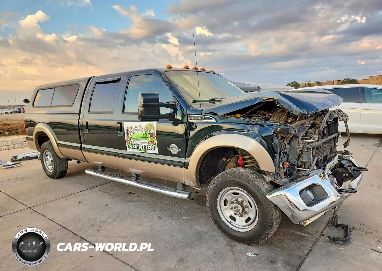 2012 Ford F250 Super Duty VIN:1FT7W2BT2CEC00790 - 4