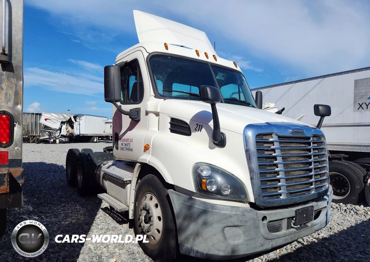 2016 Freightliner Cascadia 113 VIN:1FUJGBDV5GLGS7928 - 4