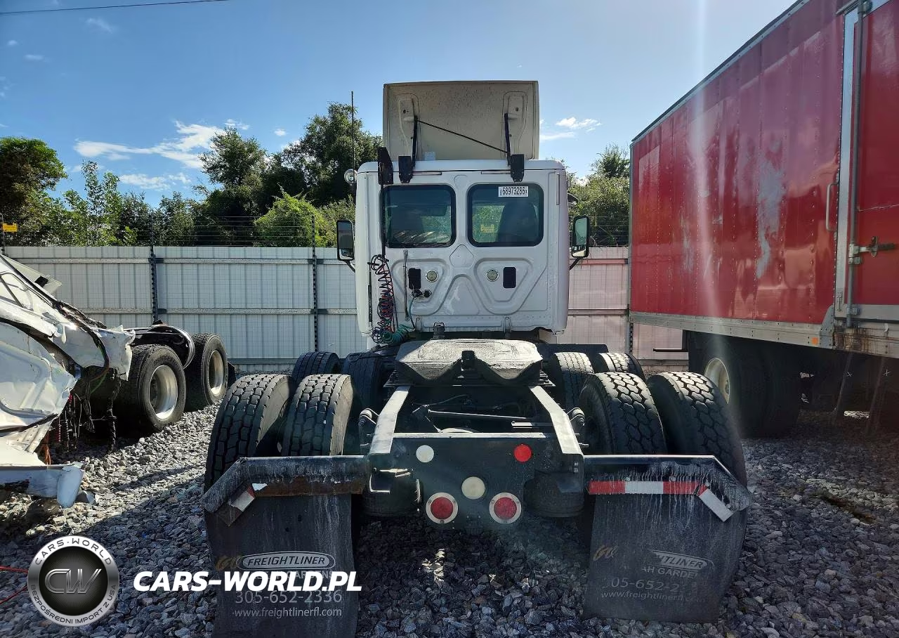 2016 Freightliner Cascadia 113 VIN:1FUJGBDV5GLGS7928 - 6