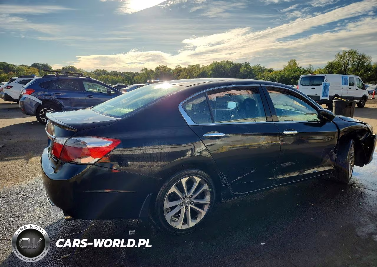 2015 Honda Accord Sport VIN:1HGCR2F57FA249952 - 3