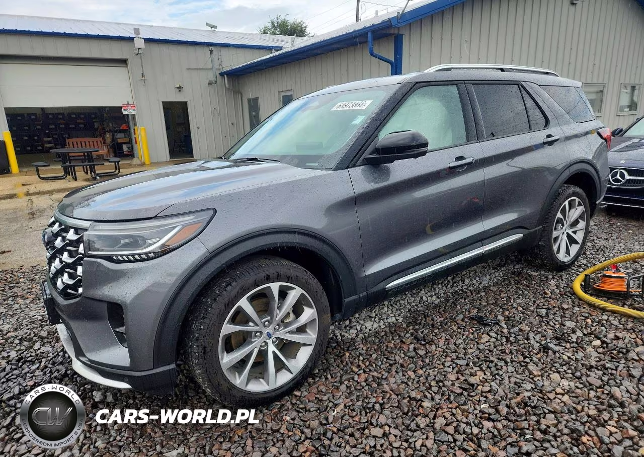 2025 Ford Explorer Platinum