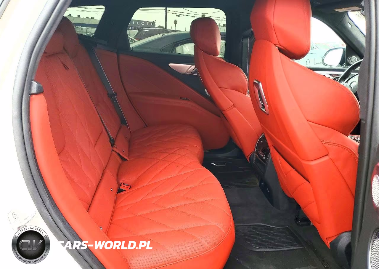 2025 BMW Xm VIN:5YM23CS02S9Y99254 - 11