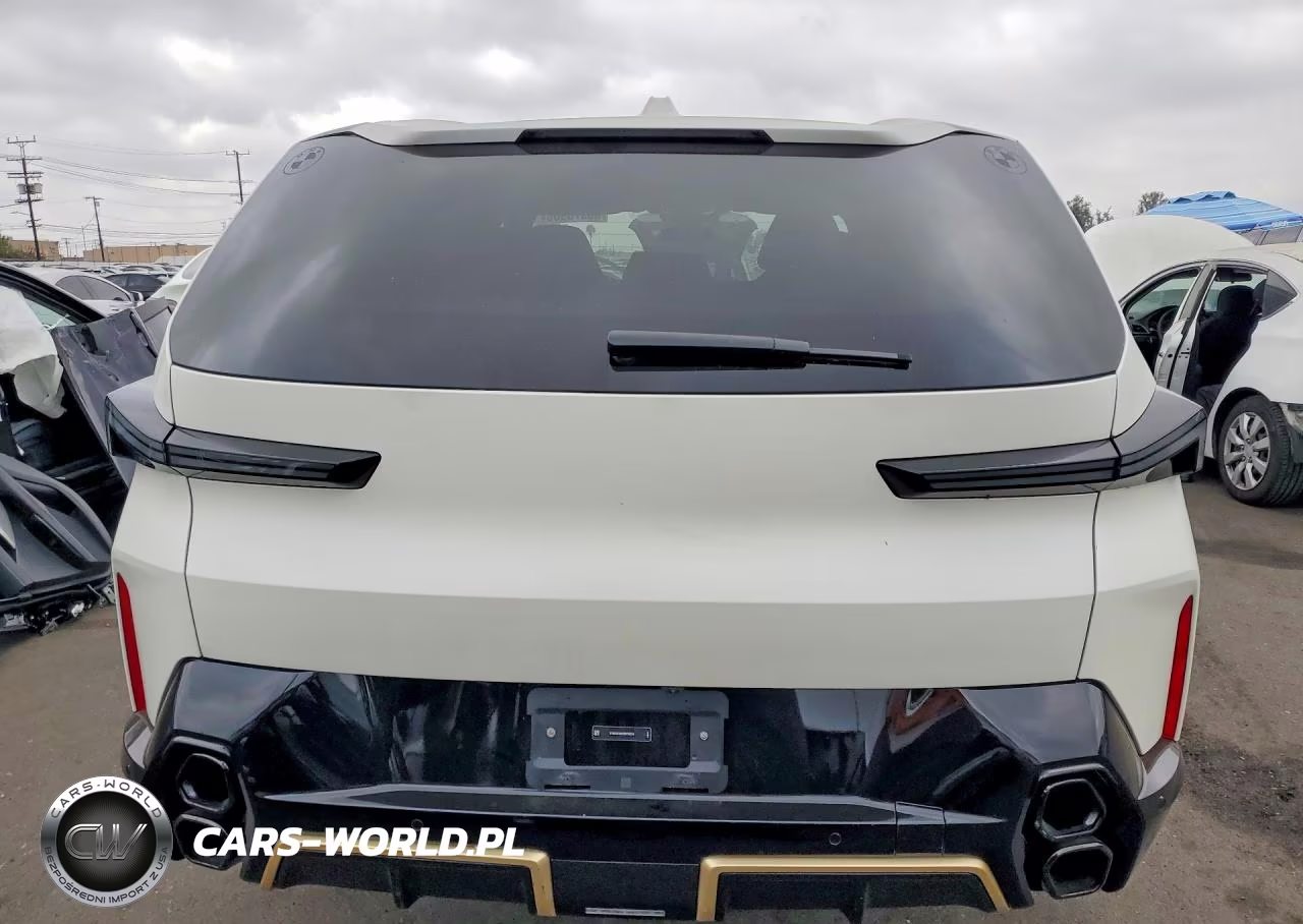 2025 BMW Xm VIN:5YM23CS02S9Y99254 - 6
