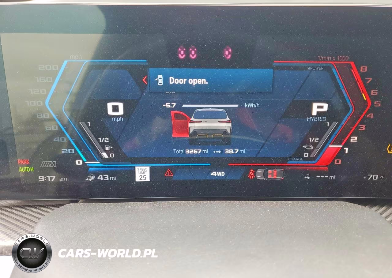 2025 BMW Xm VIN:5YM23CS02S9Y99254 - 9