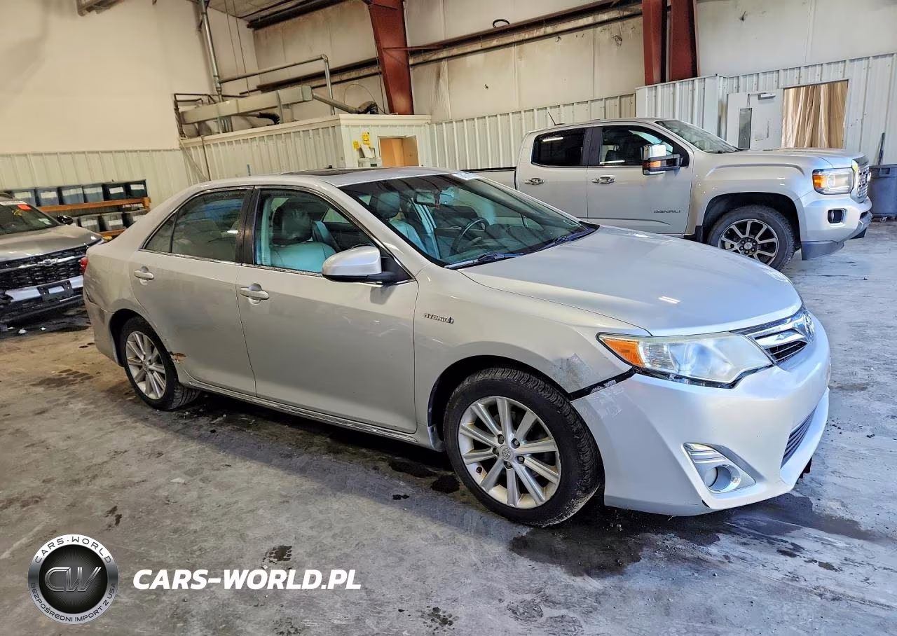 2013 Toyota Camry Hybrid Xle VIN:4T1BD1FK9DU090786 - 4