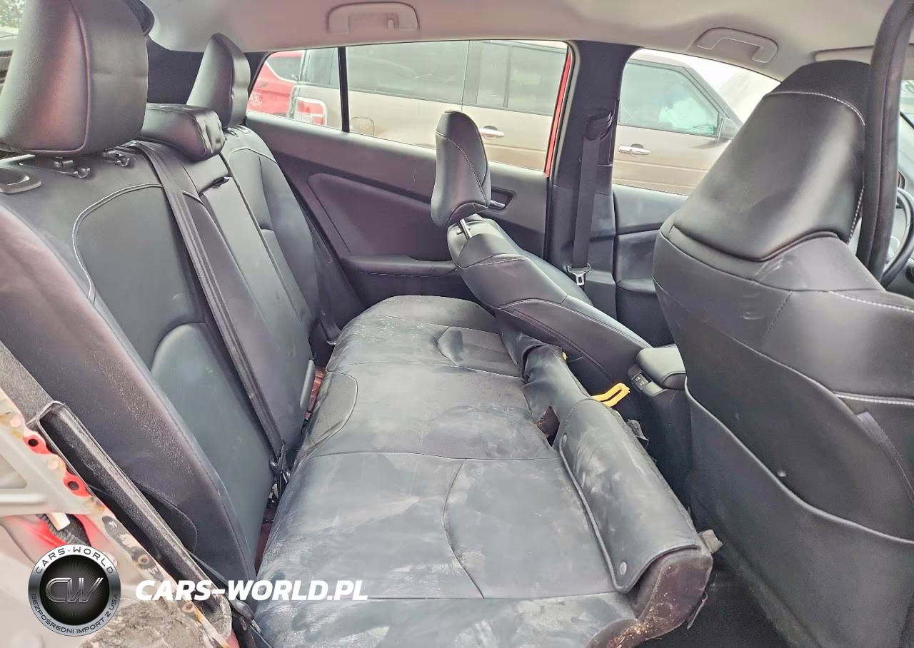2020 Toyota Prius Prime Xle VIN:JTDKARFP6L3139583 - 10