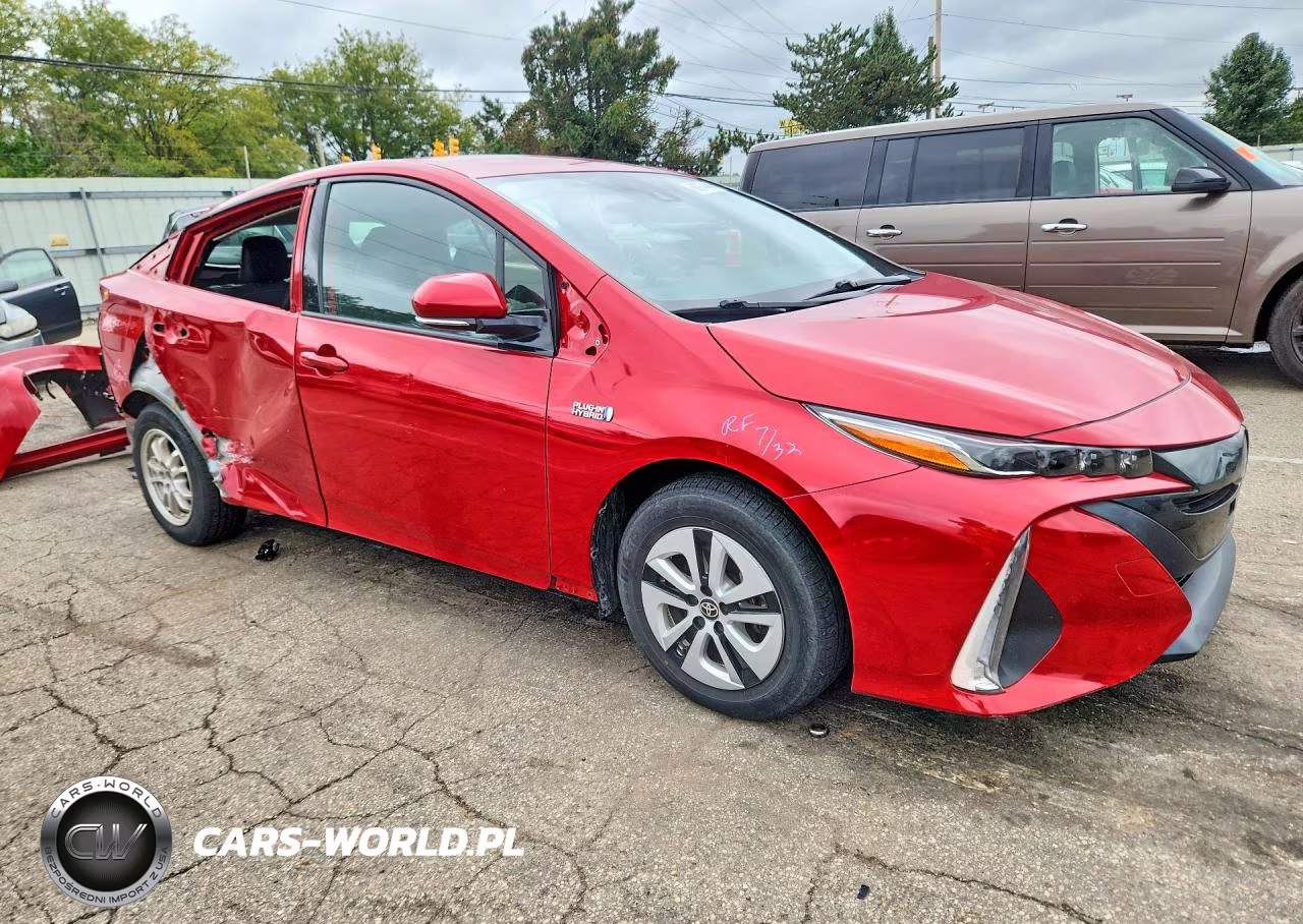 2020 Toyota Prius Prime Xle VIN:JTDKARFP6L3139583 - 4