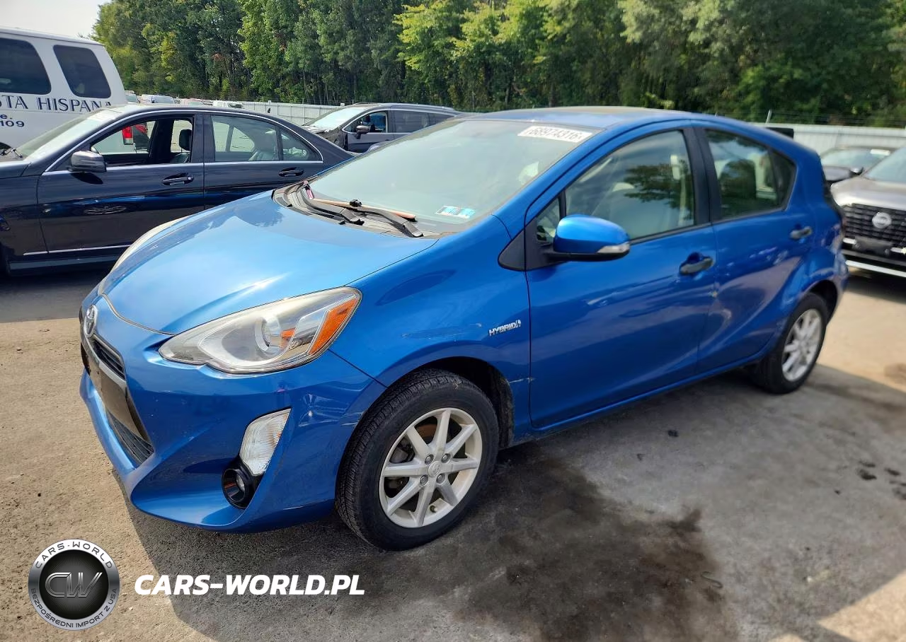 2015 Toyota Prius C Four – zdjęcie 1 z 12