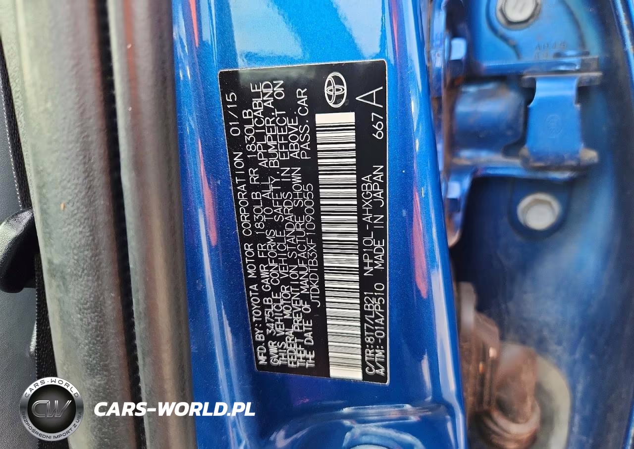 2015 Toyota Prius C Four VIN:JTDKDTB3XF1090055 - 12