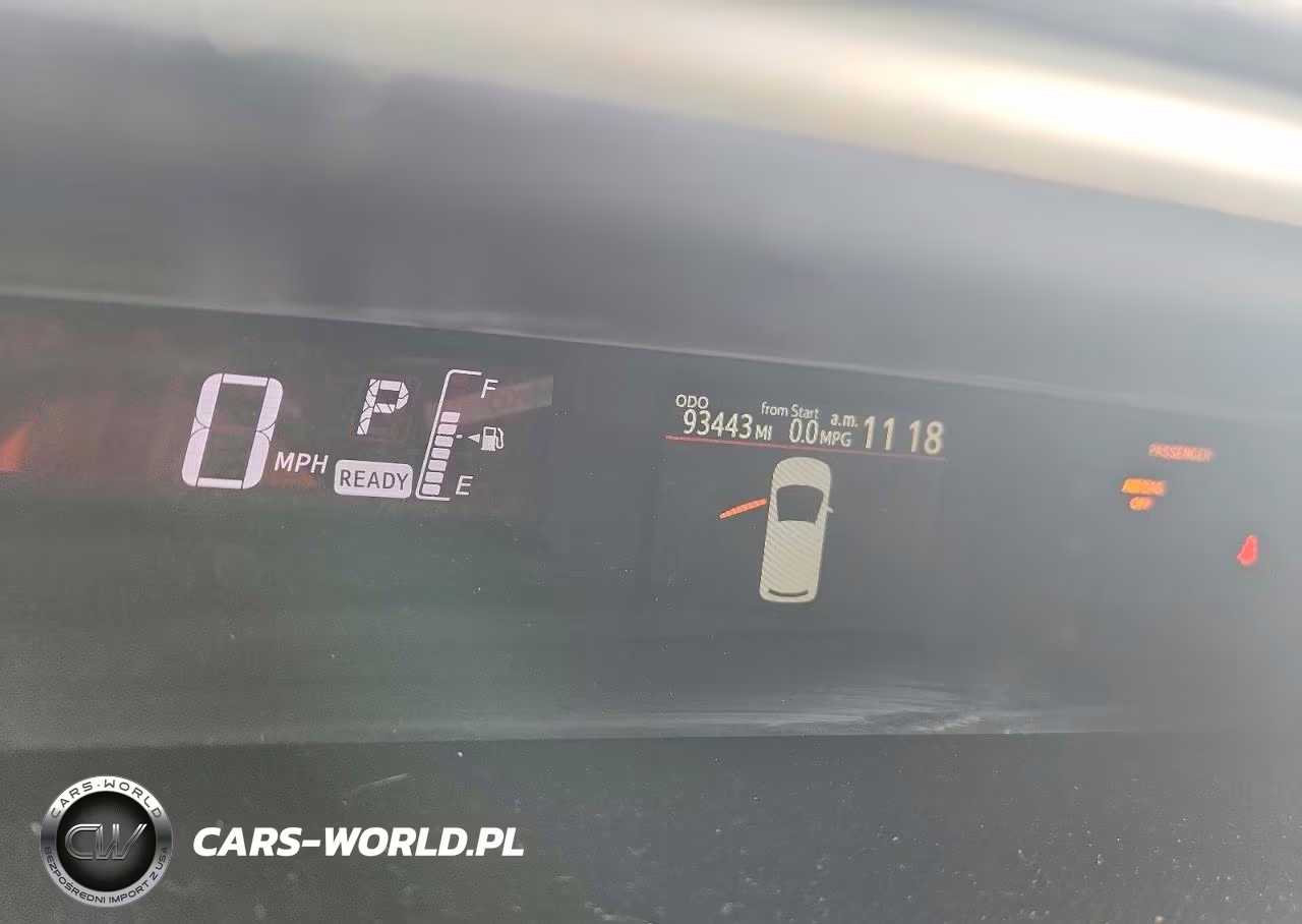 2015 Toyota Prius C Four VIN:JTDKDTB3XF1090055 - 9