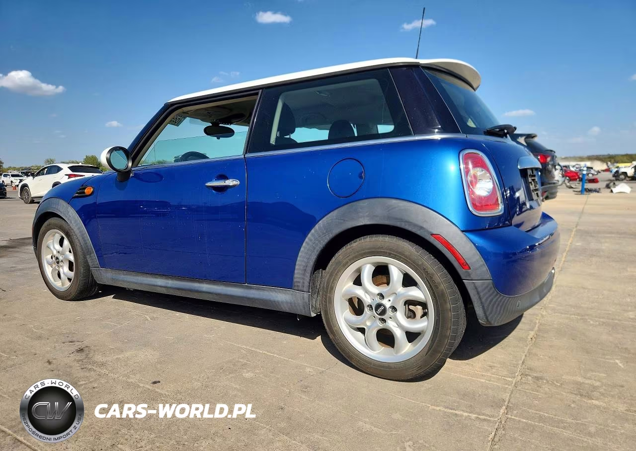 2013 Mini Cooper VIN:WMWSU3C59DT678947 - 2