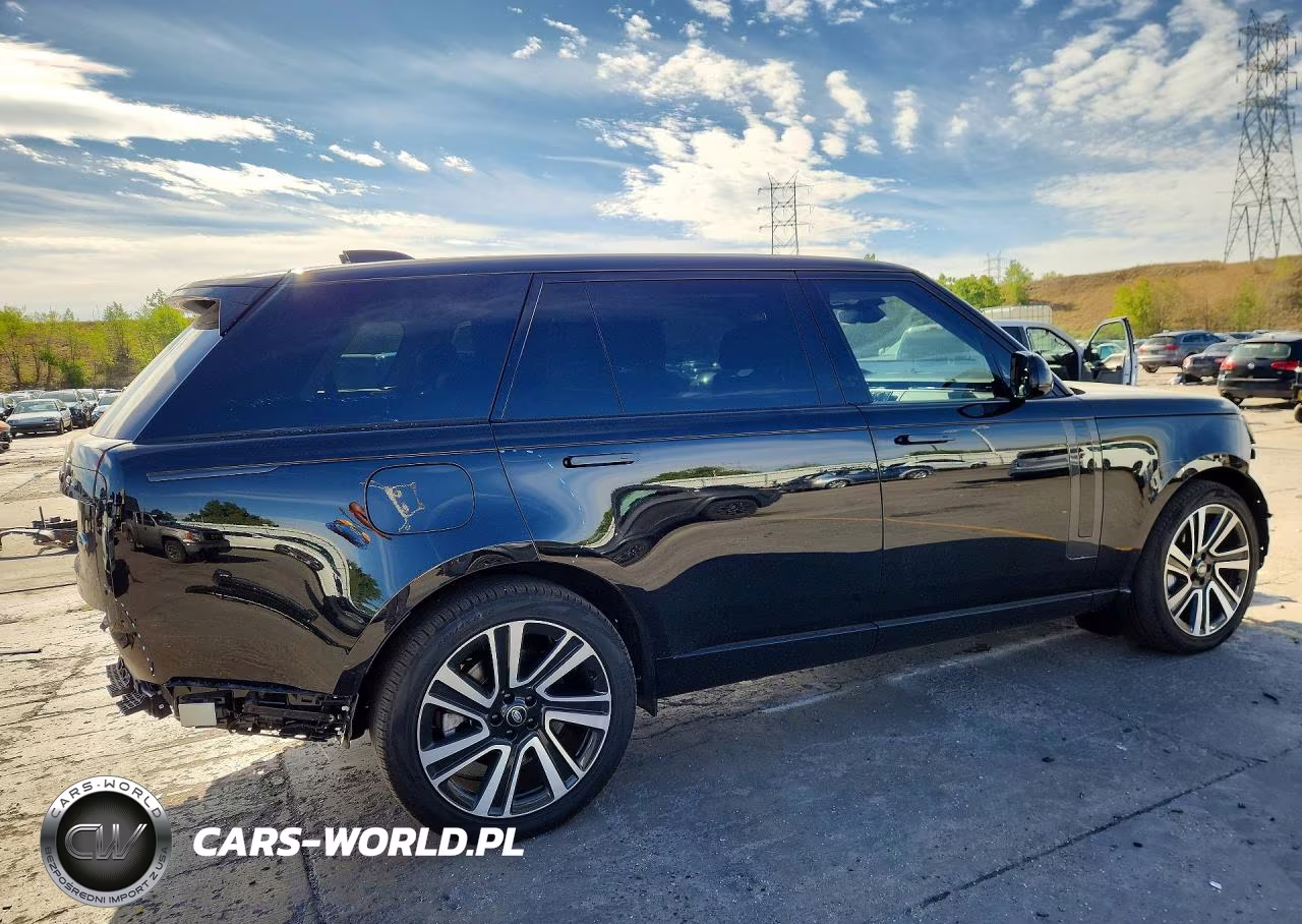 2023 Land Rover Range Rover Se VIN:SALKPBE79PA084547 - 3