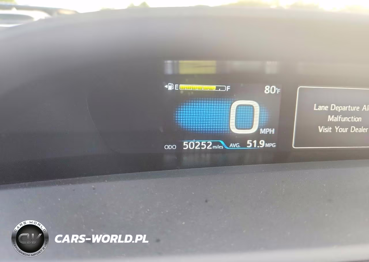 2020 Toyota Prius Prime Limited VIN:JTDKARFP8L3145501 - 9
