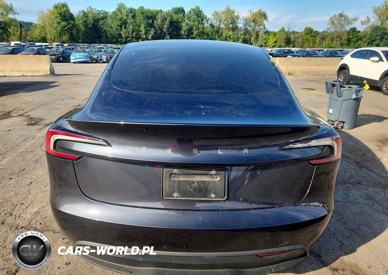 2025 Tesla Model 3 VIN:5YJ3E1EA0SF986320 - 6
