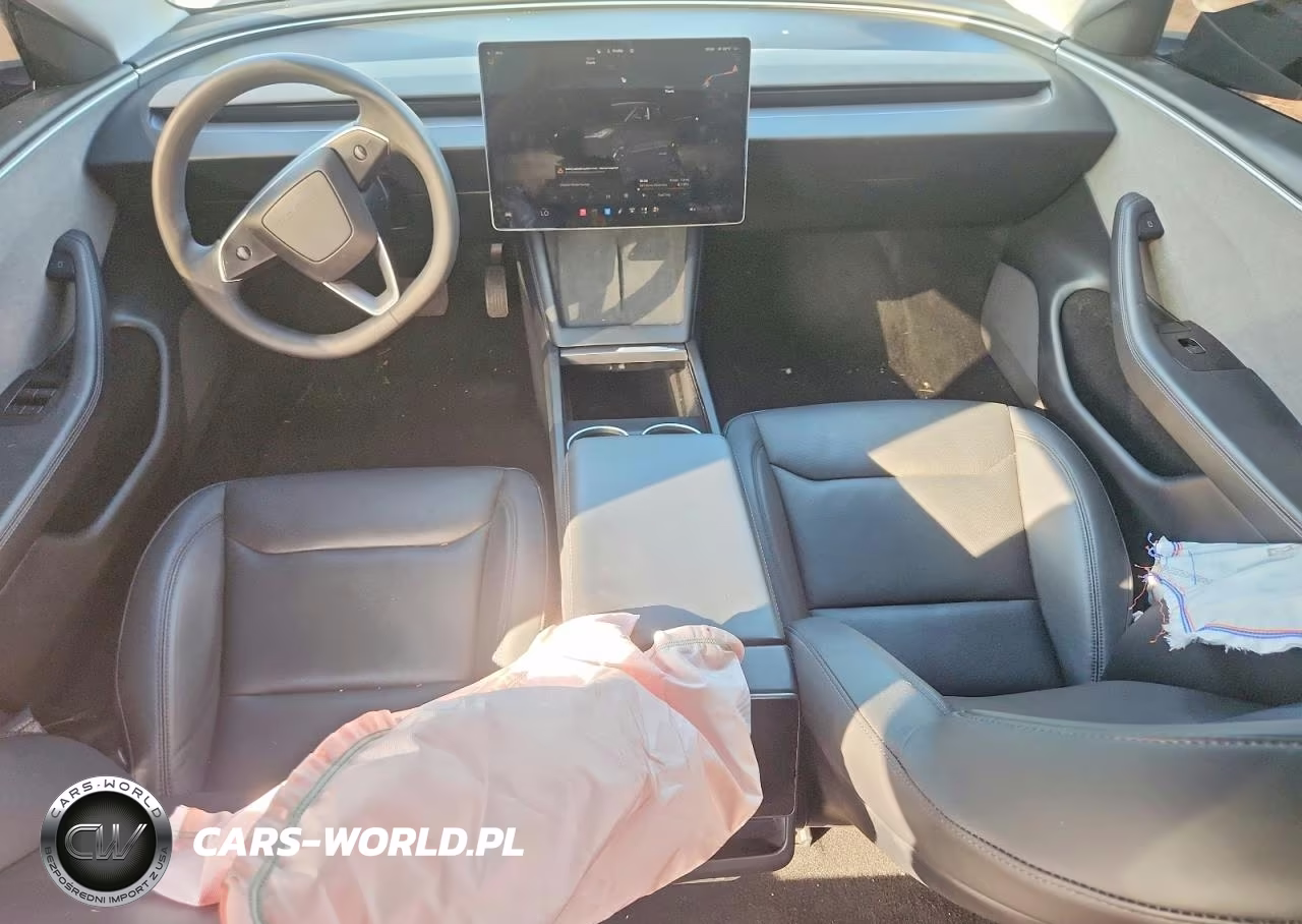 2025 Tesla Model 3 VIN:5YJ3E1EA0SF986320 - 8