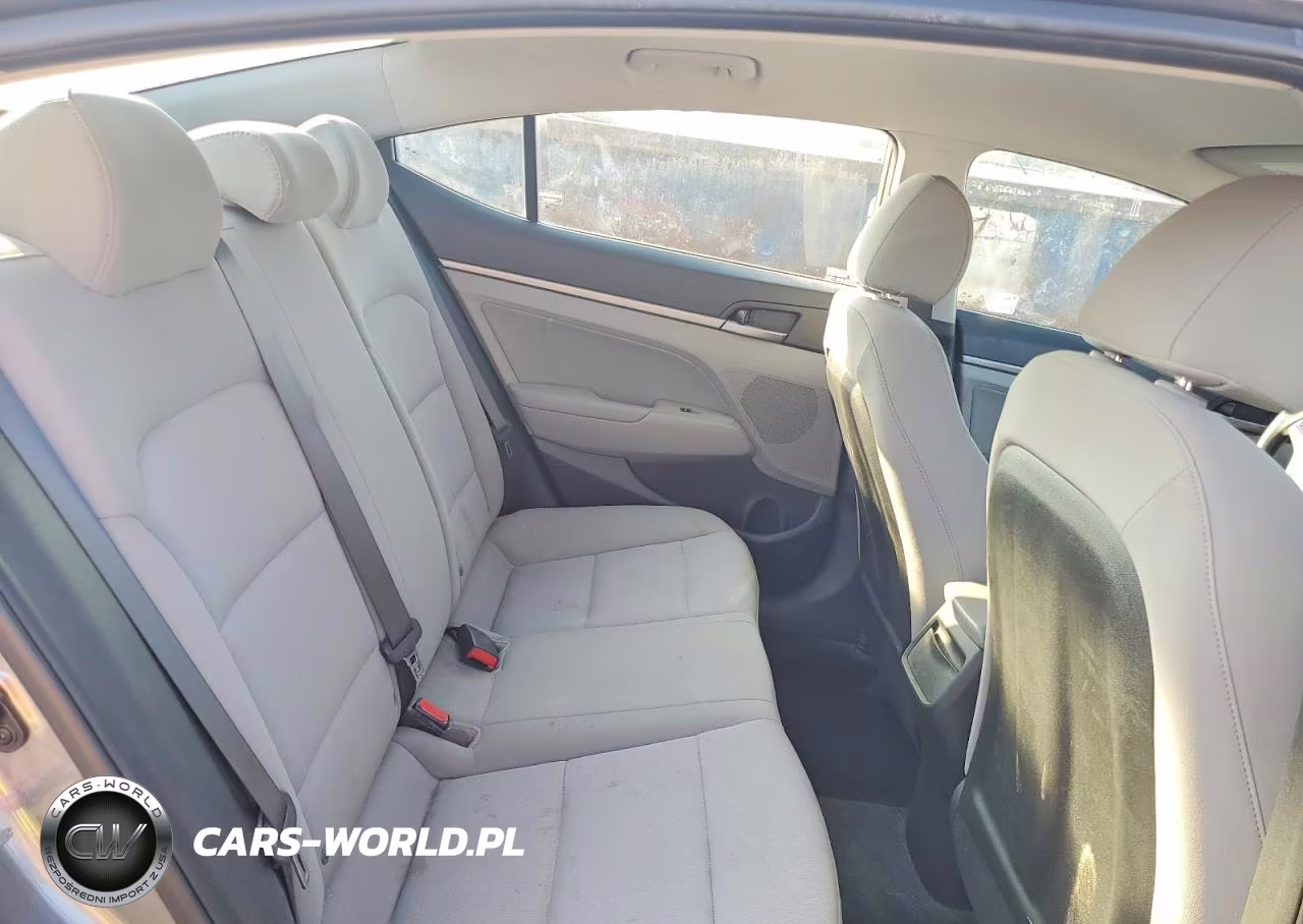 2018 Hyundai Elantra Sel VIN:5NPD84LF2JH317879 - 10