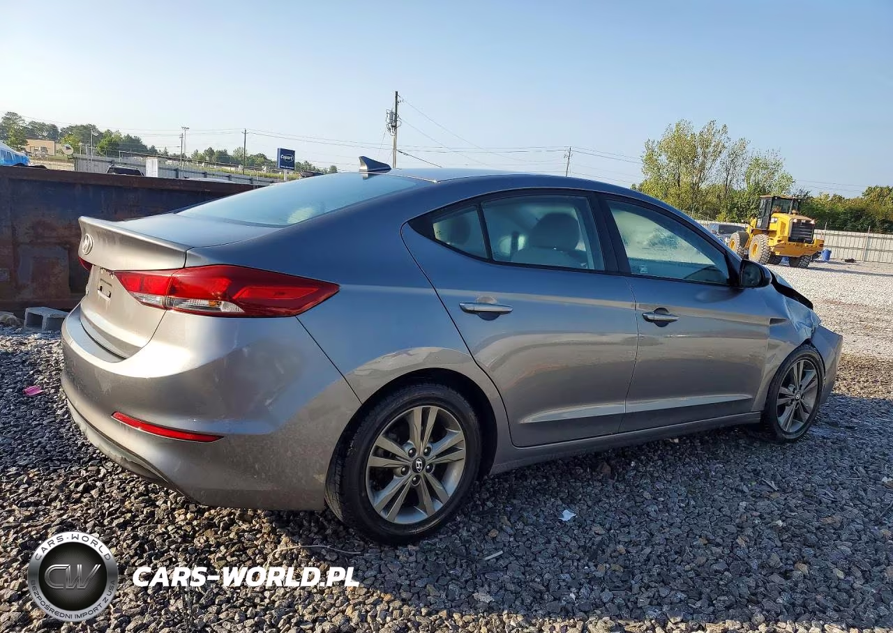 2018 Hyundai Elantra Sel VIN:5NPD84LF2JH317879 - 3
