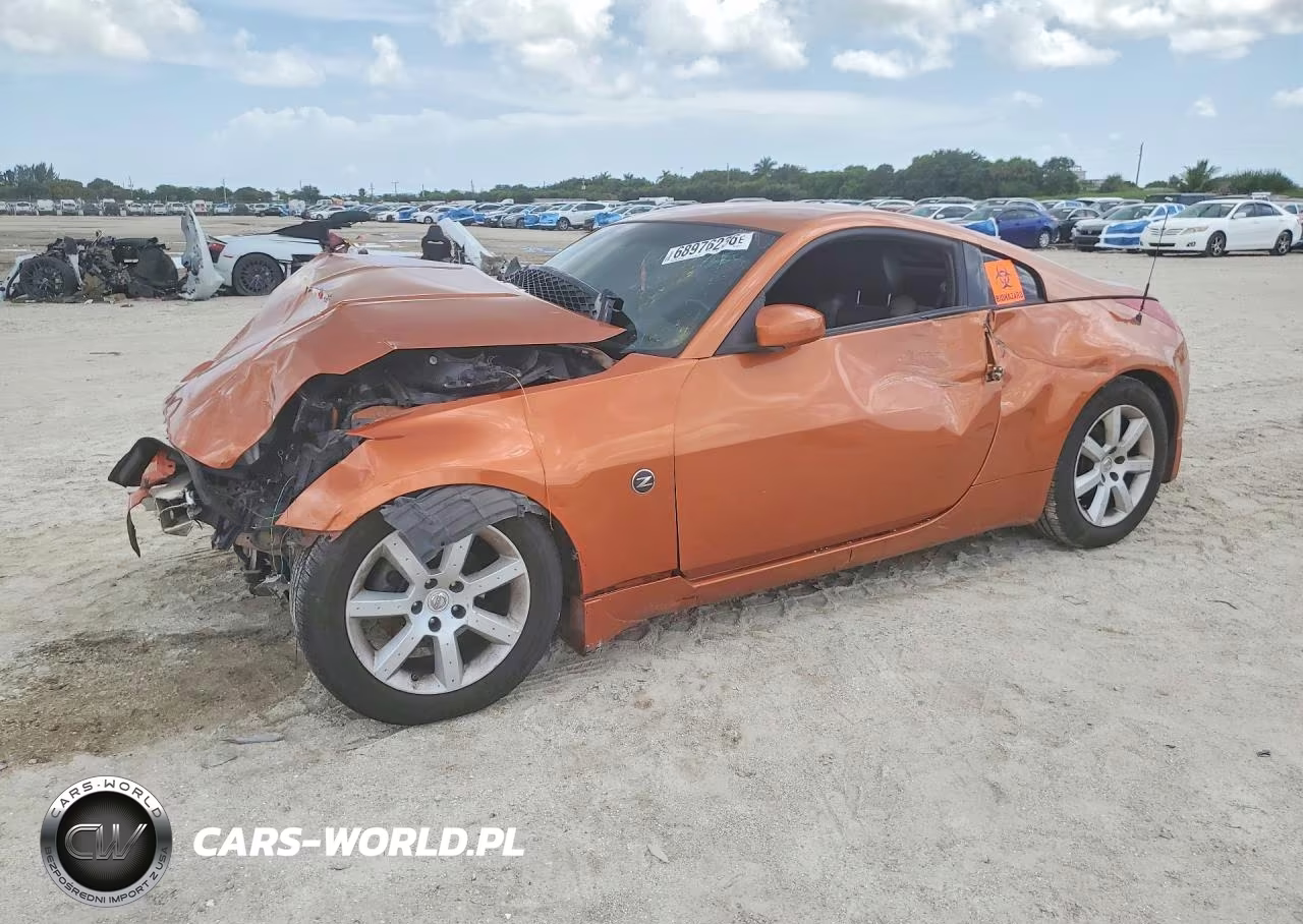 2005 Nissan 350Z Base