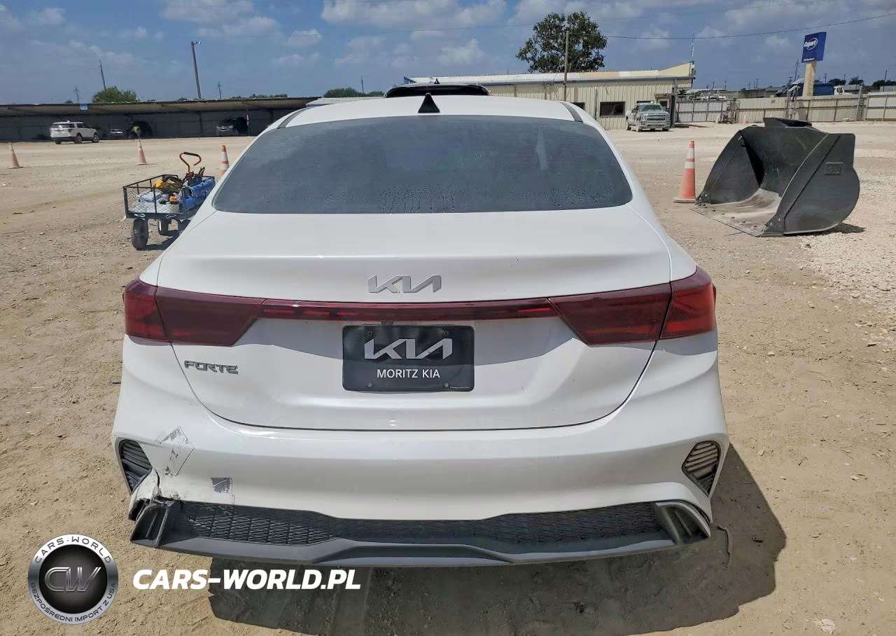 2022 Kia Forte Lxs VIN:3KPF24AD9NE424157 - 6