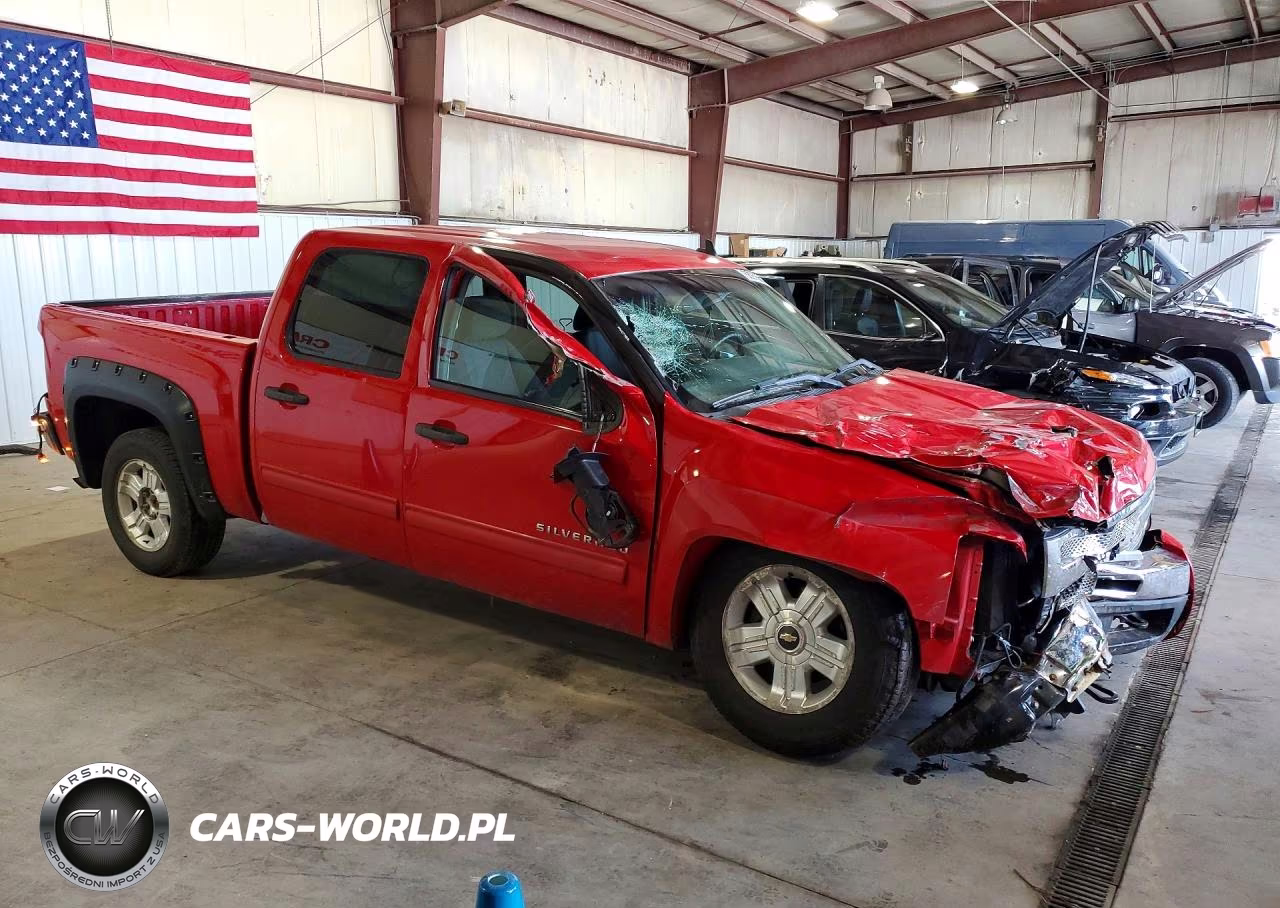 2010 Chevrolet Silverado K1500 Ls VIN:3GCRKREA5AG240150 - 4