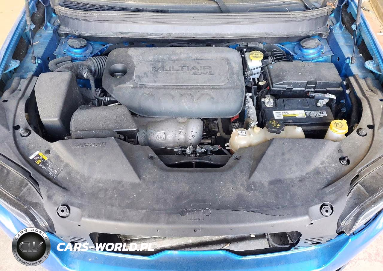 2020 Jeep Cherokee Latitude Plus VIN:1C4PJLLB3LD648701 - 11