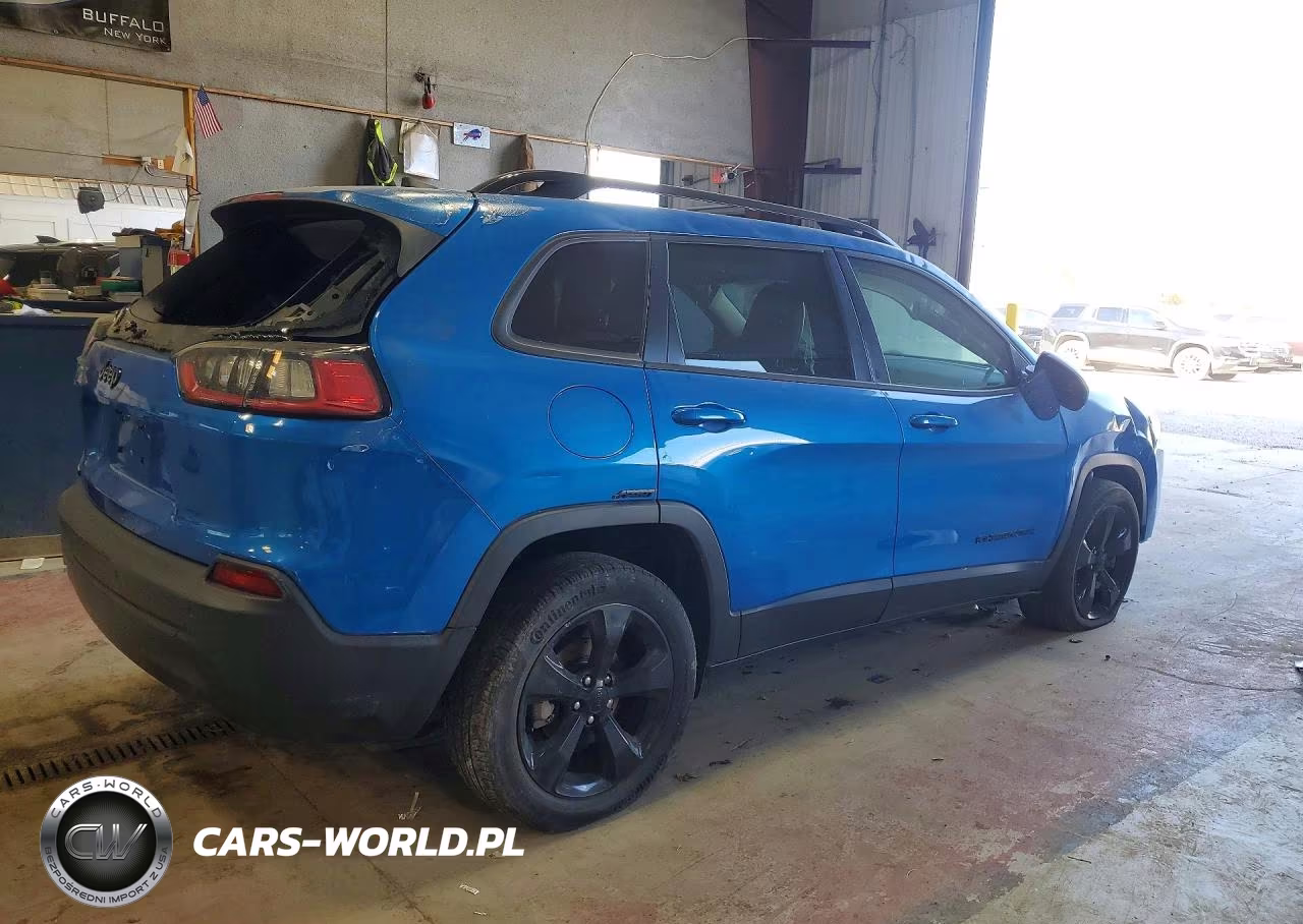 2020 Jeep Cherokee Latitude Plus VIN:1C4PJLLB3LD648701 - 3