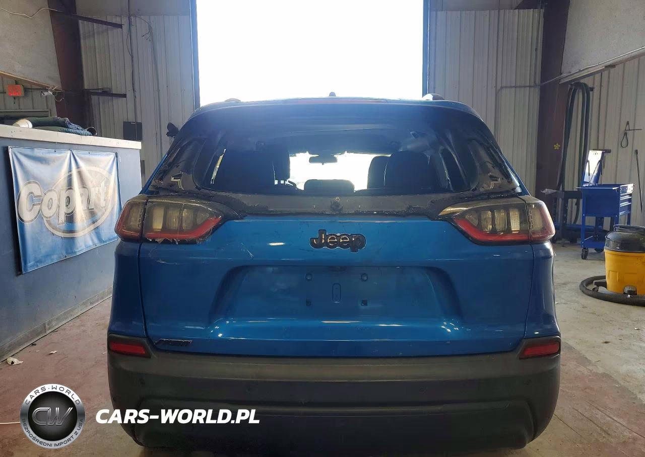 2020 Jeep Cherokee Latitude Plus VIN:1C4PJLLB3LD648701 - 6