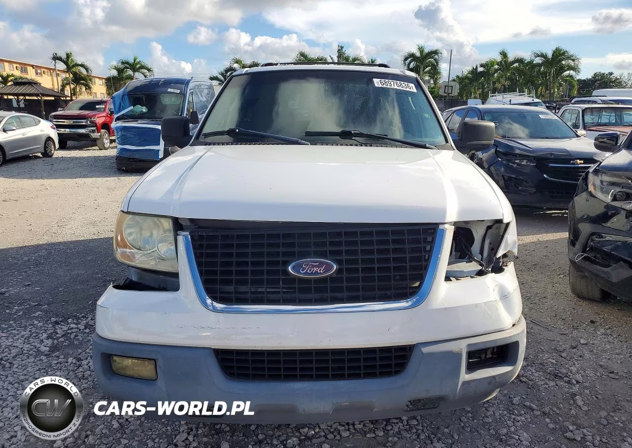 2003 Ford Expedition Xlt VIN:1FMRU15W13LB15249 - 5