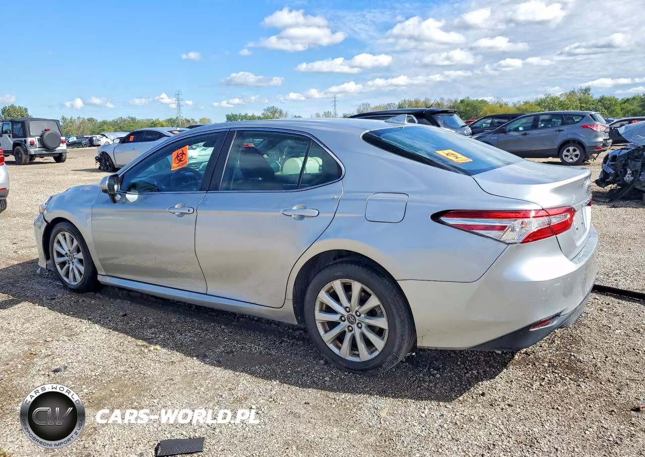 2019 Toyota Camry Le VIN:4T1B11HK1KU856836 - 2