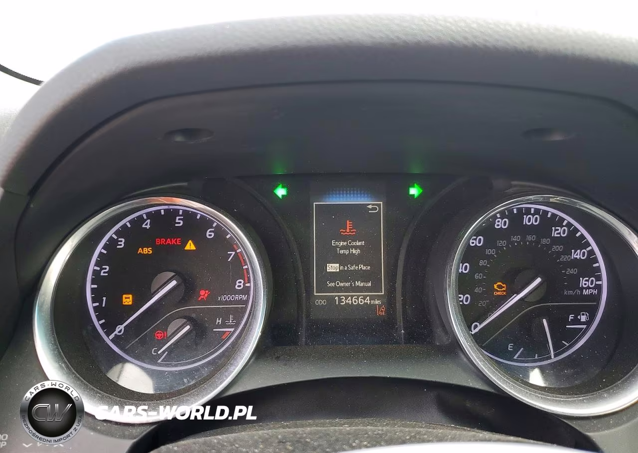 2019 Toyota Camry Le VIN:4T1B11HK1KU856836 - 9