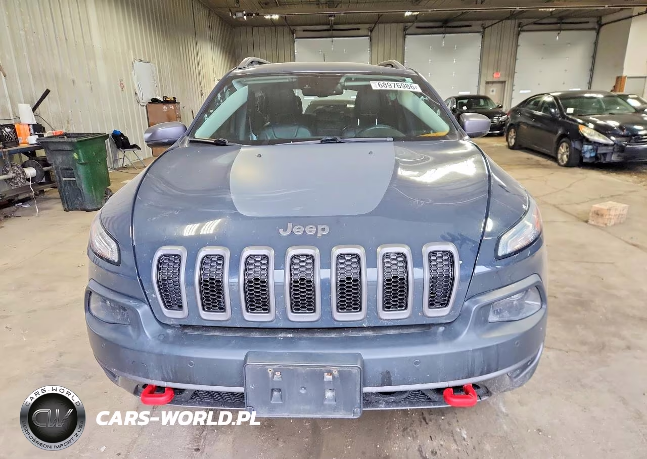 2016 Jeep Cherokee Trailhawk VIN:1C4PJMBS1GW331856 - 5