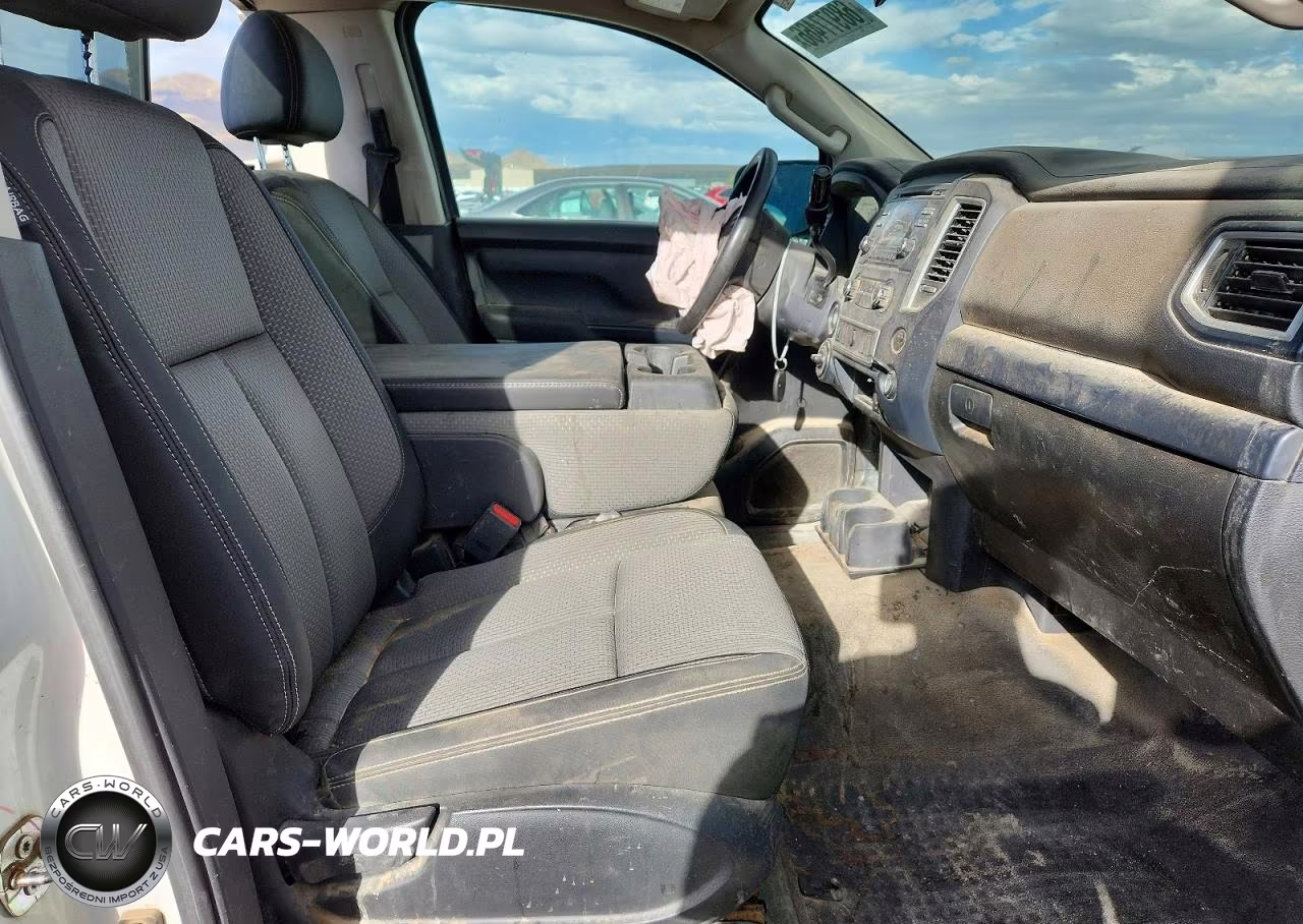 2017 Nissan Titan S VIN:1N6AA1R84HN571681 - 10